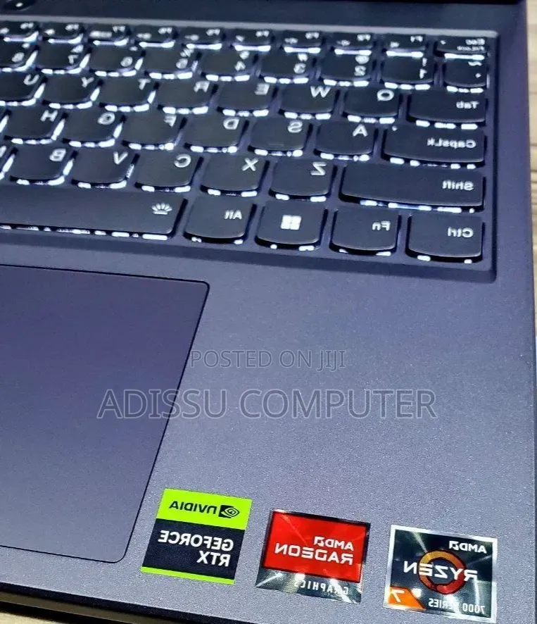 New Laptop Lenovo Legion 5 16GB AMD Ryzen 7 SSD 512GB