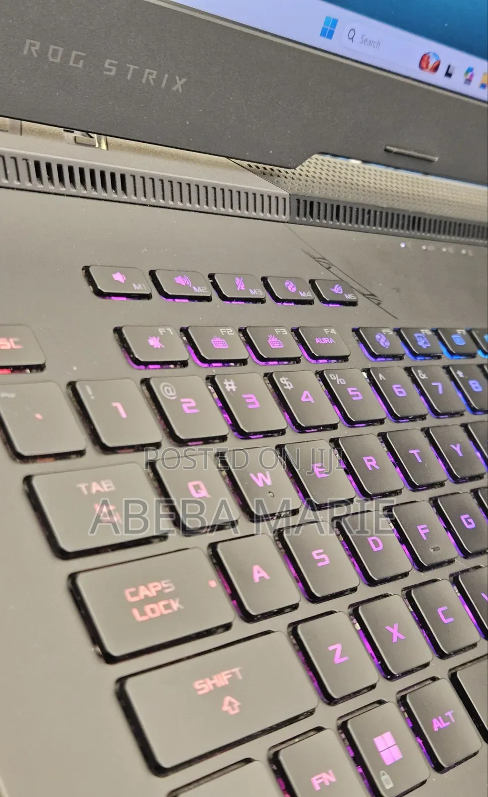 New Laptop Asus ROG Strix SCAR 17 32GB AMD Ryzen 9 SSD 1T