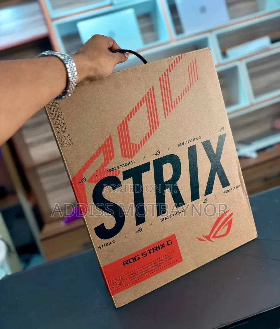 New Laptop Asus ROG Strix G16 G614 16GB Intel Core i7 SSD 512GB