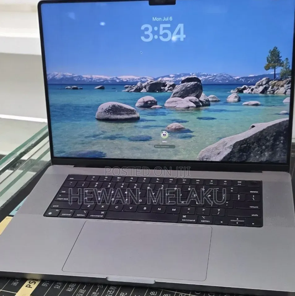 New Laptop Apple MacBook Pro 2021 M1 Max 32GB Apple M1 Max SSD 1T