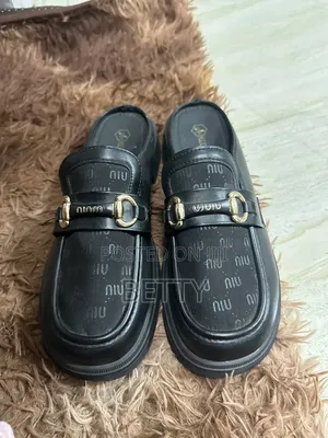 Women's Shoes
