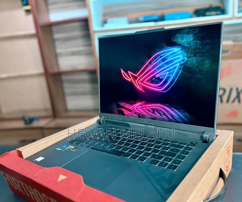 New Laptop Asus ROG Strix G16 G614 16GB Intel Core i7 SSD 1T