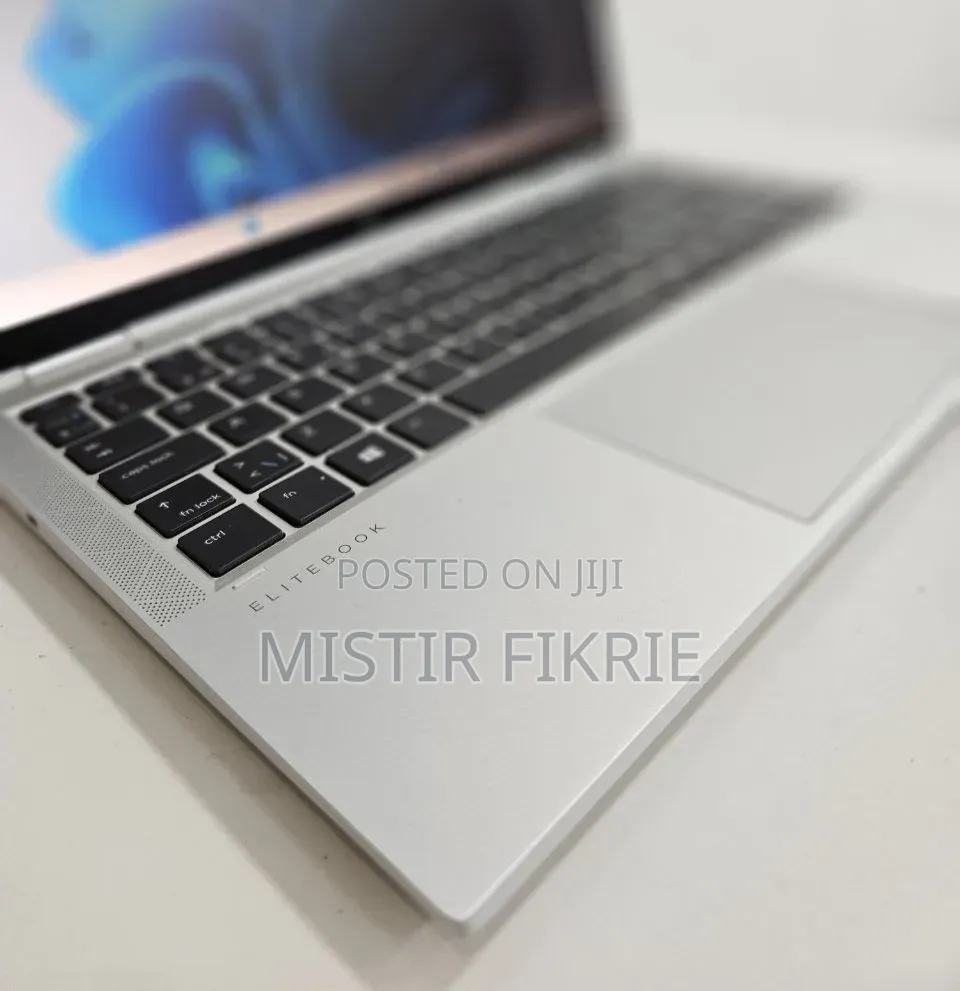 New Laptop HP EliteBook x360 1030 G8 16GB Intel Core i7 SSD 512GB