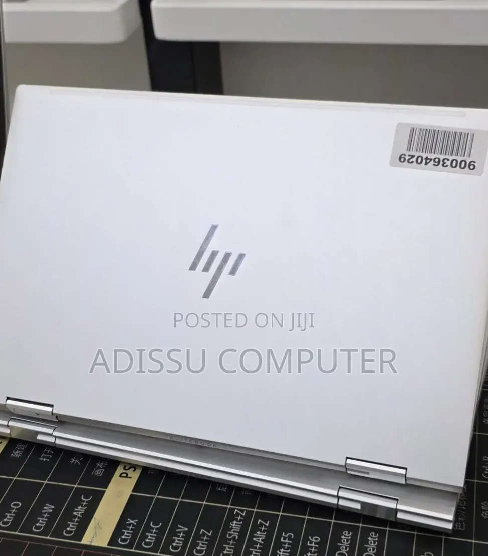 New Laptop HP EliteBook 830 16GB Intel Core i5 SSD 512GB