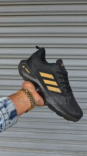 Adidas Yuio High Master Quality Smooth Sneakers Made in Vietnam