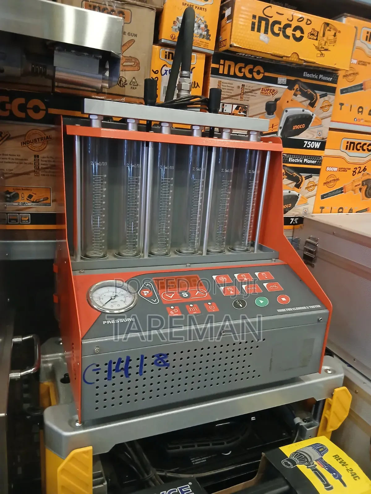 ,ይህ 6-ሲሊንደር የነዳጅ ኢንጀክተር (Fuel Injector) ማጽጃ እና መፈተሻ ማሽን ነው።