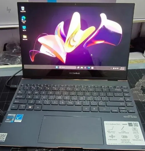 New Laptop Asus 16GB Intel Core i7 SSD 512GB