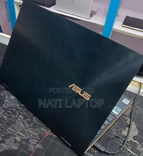 New Laptop Asus 16GB Intel Core i7 SSD 512GB