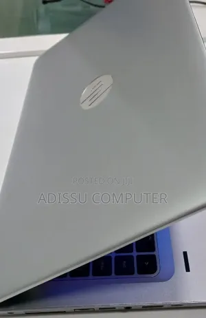 New Laptop HP EliteBook 840 G3 8GB Intel Core i5 SSD 256GB