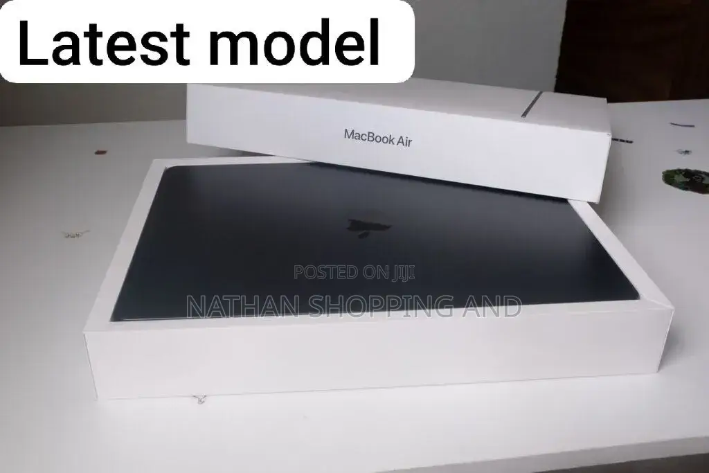 New Laptop Apple MacBook Air 2026 M5 16GB Apple M5 Max SSD 512GB