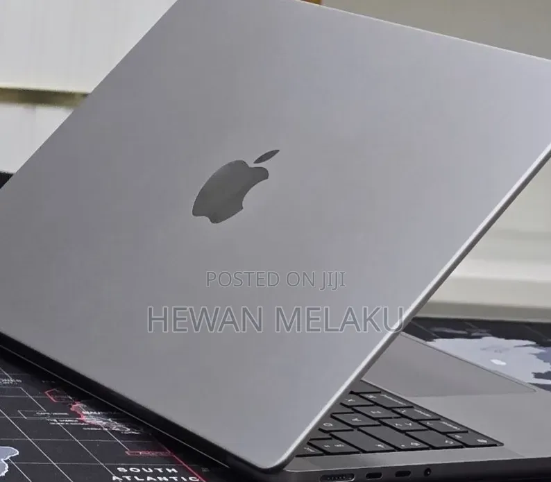 New Laptop Apple MacBook Pro 2021 M1 32GB Apple M1 Pro SSD 512GB