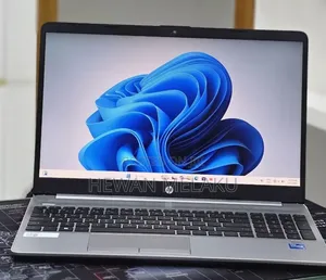 New Laptop HP Stream Notebook 8GB Intel Core i5 SSD 512GB