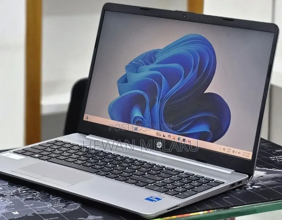 New Laptop HP Stream Notebook 8GB Intel Core i5 SSD 512GB