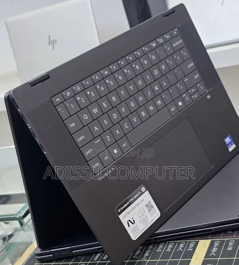 New Laptop HP OmniBook 5 16" 16GB Intel Core Ultra 7 SSD 1T
