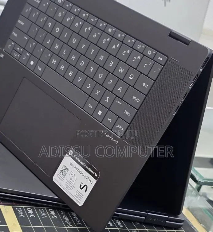 New Laptop HP OmniBook 5 16" 16GB Intel Core Ultra 7 SSD 1T