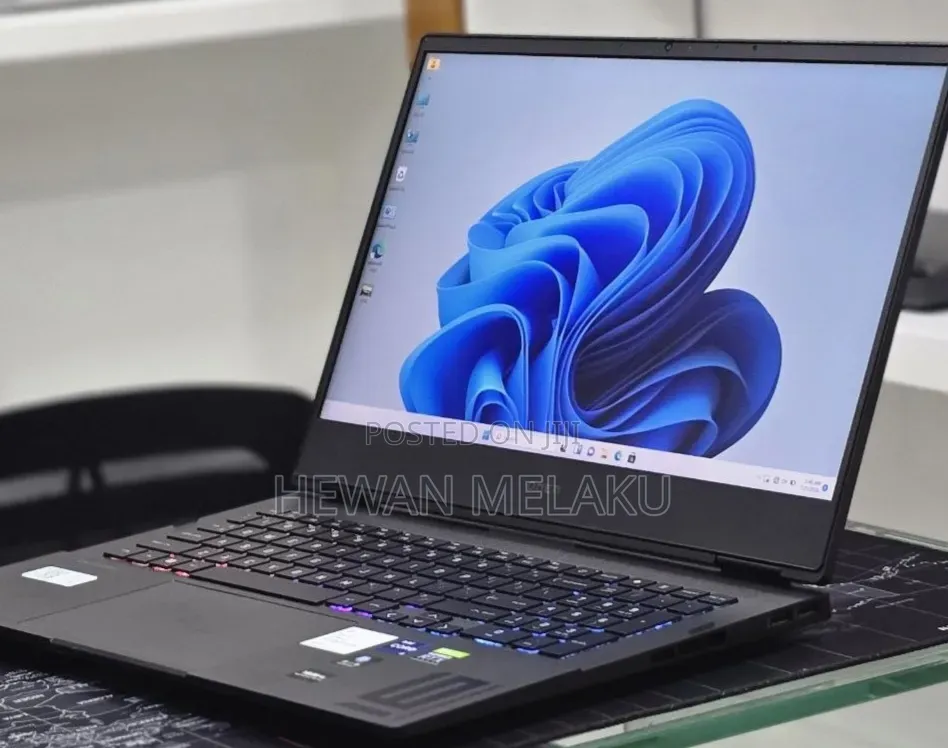 New Laptop HP Omen 16 16GB Intel Core i7 SSD 512GB