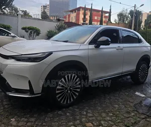 Honda e:NS2 68.8 kWh FWD 2024 White