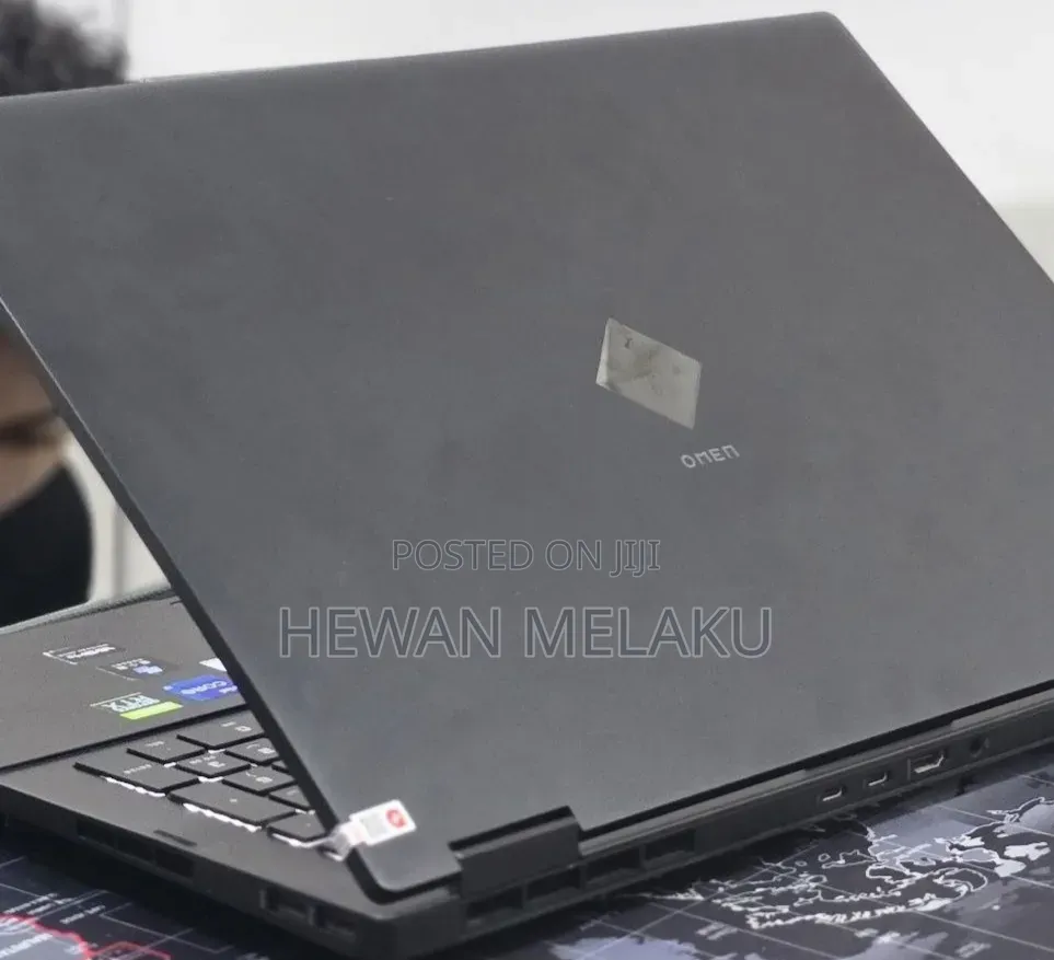 New Laptop HP Omen 16 16GB Intel Core i9 SSD 512GB