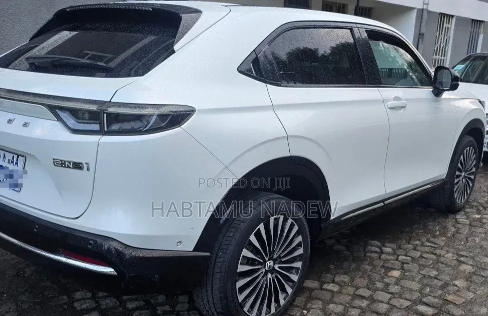 Honda e:NS2 68.8 kWh FWD 2024 White