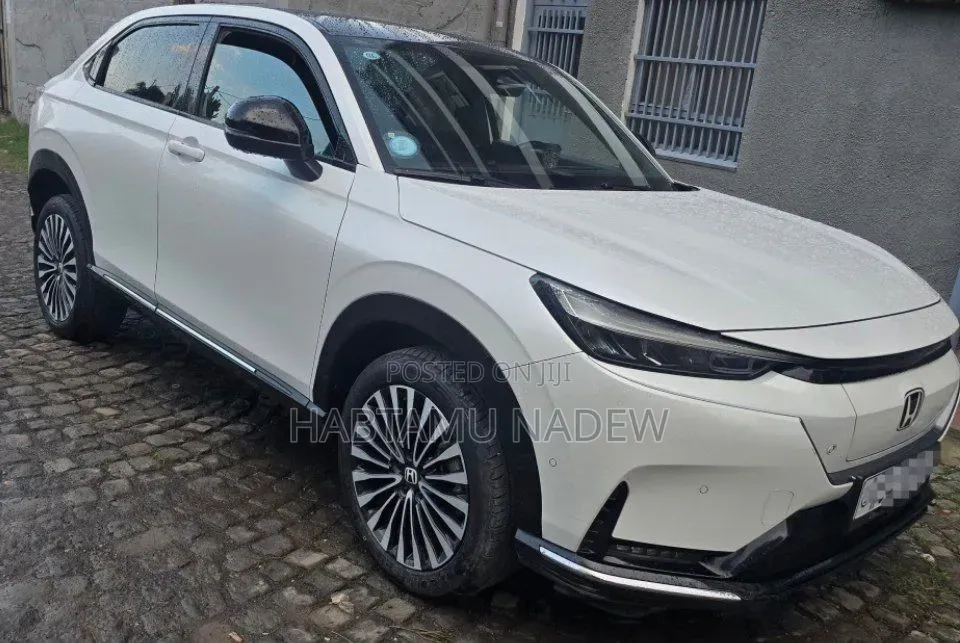 Honda e:NS2 68.8 kWh FWD 2024 White