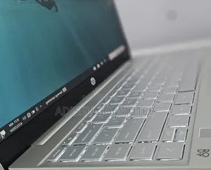 New Laptop HP Pavilion 13 8GB Intel Core i5 SSD 512GB