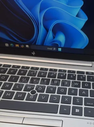 New Laptop HP EliteBook 840 16GB Intel Core i5 SSD 512GB
