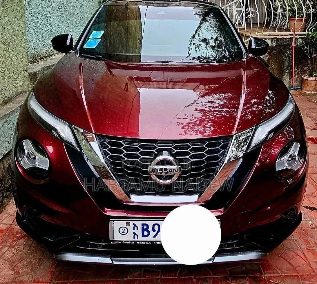 Nissan Juke 2021 Red
