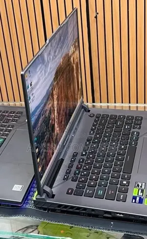 New Laptop Asus ROG Strix G15 16GB Intel Core i9 SSD 1T