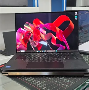 New Laptop Dell Precision 5560 16GB Intel Core i7 SSD 512GB