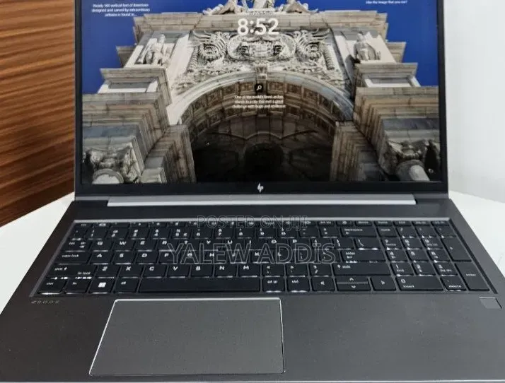 New Laptop HP 14-dq1088wm 16GB Intel Core i7 SSD 512GB