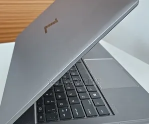 New Laptop HP 14-dq1088wm 16GB Intel Core i7 SSD 512GB