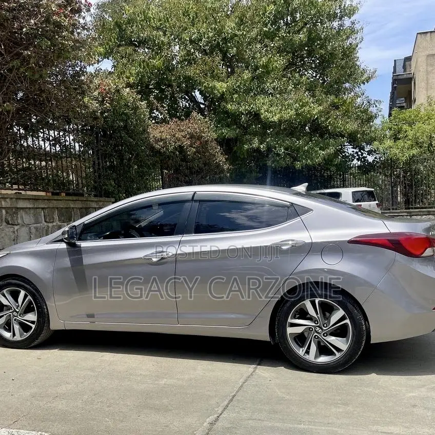 Hyundai Avante 2014 Gray