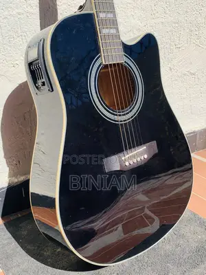 Yamaha Acoustic Box Guitar