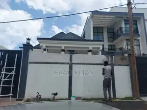 Furnished 4bdrm House in Villa, Bole for sale