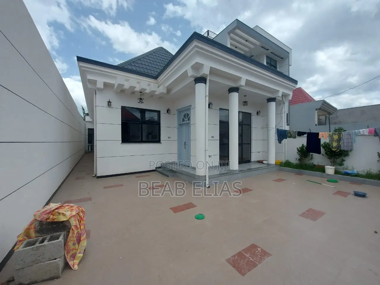 Furnished 4bdrm House in Villa, Bole for sale