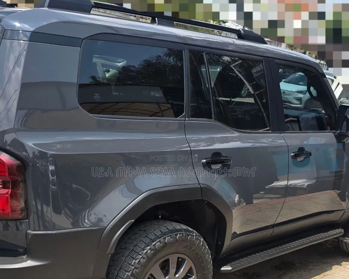 Toyota Land Cruiser Prado 2024 Matt Black
