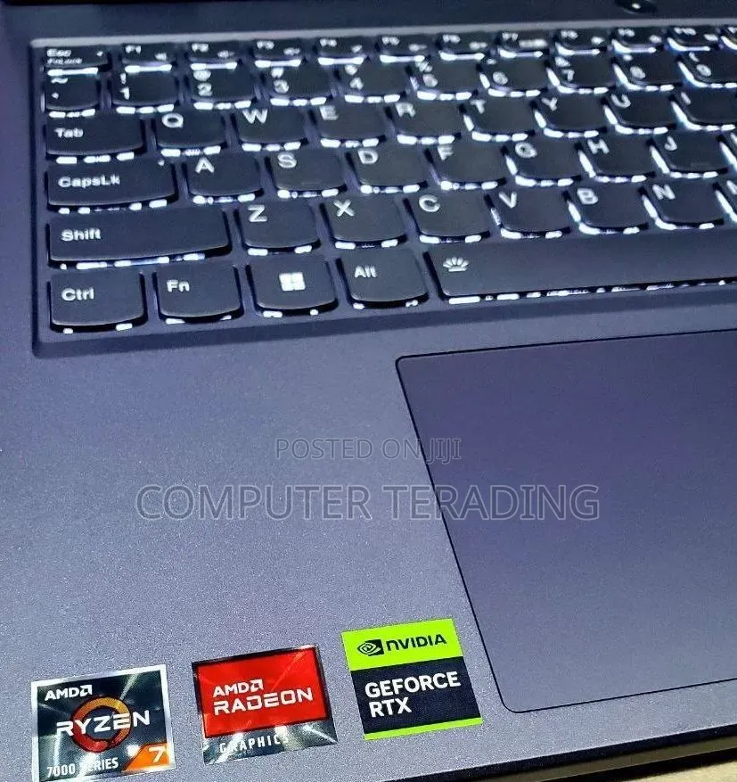 New Laptop Lenovo Legion 5 16GB AMD Ryzen 7 SSD 512GB