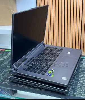 New Laptop Asus ROG Strix G15 16GB Intel Core i9 SSD 1T