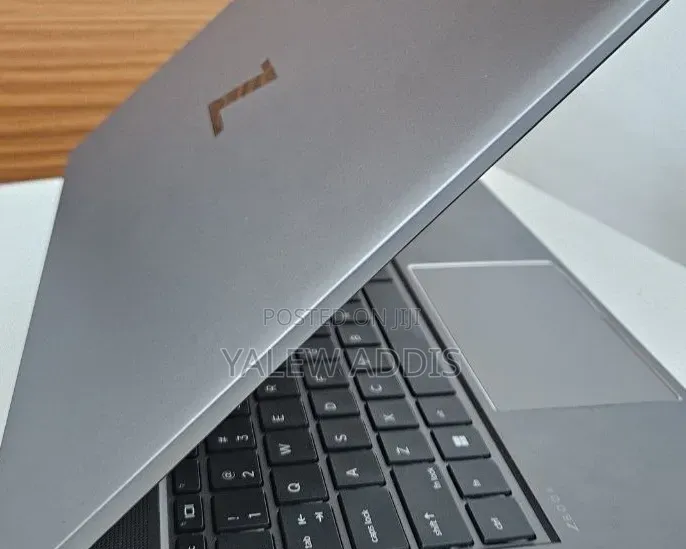 New Laptop HP ZBook 14 16GB Intel Core i7 SSD 1T