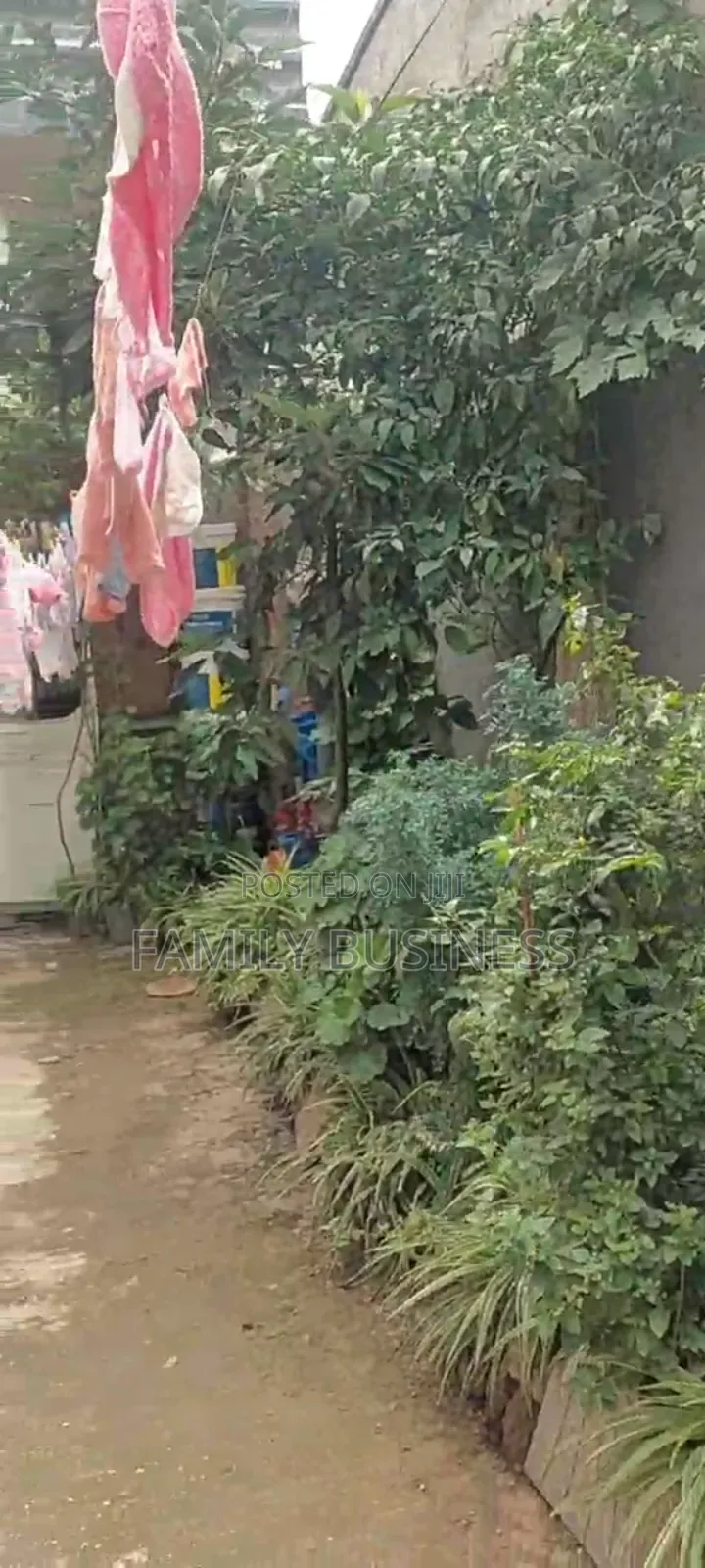 3bdrm House in Akaky Kaliti for sale