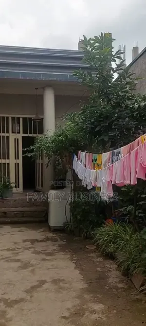 3bdrm House in Akaky Kaliti for sale