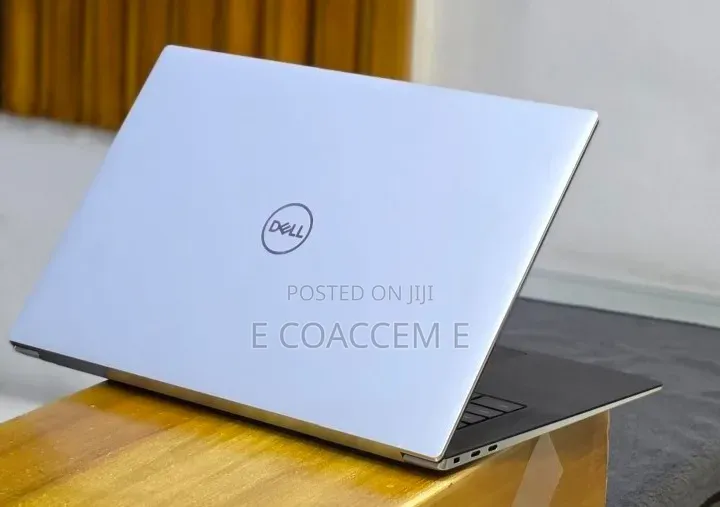 New Laptop Dell 16GB Intel Core i7 SSD 512GB