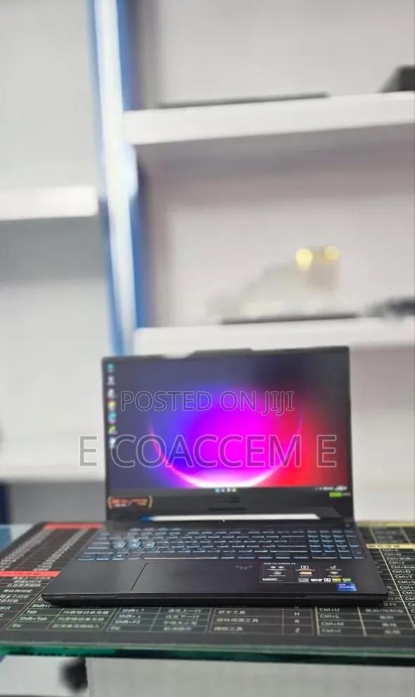 New Laptop Asus 16GB Intel Core i7 SSD 1T