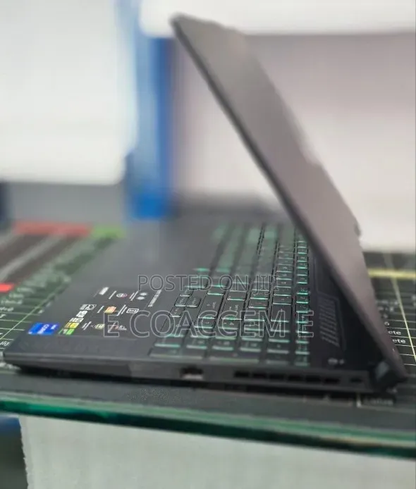 New Laptop Asus 16GB Intel Core i7 SSD 1T