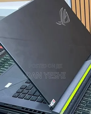 New Laptop Asus ROG Strix G15 16GB Intel Core i9 SSD 1T