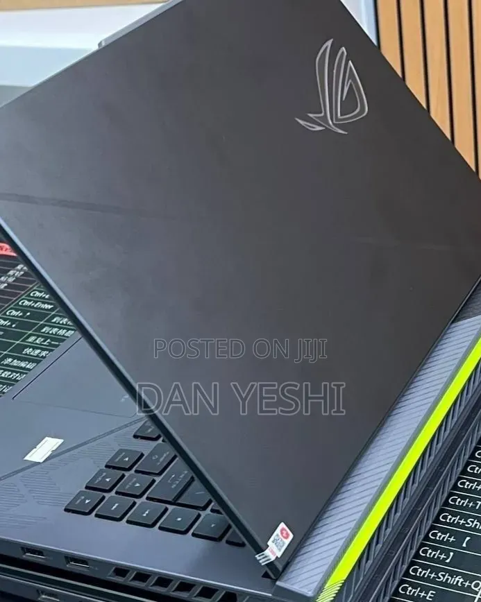 New Laptop Asus ROG Strix G15 16GB Intel Core i9 SSD 1T