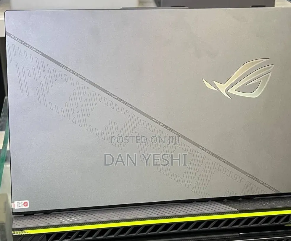 New Laptop Asus ROG Strix G15 16GB Intel Core i9 SSD 1T