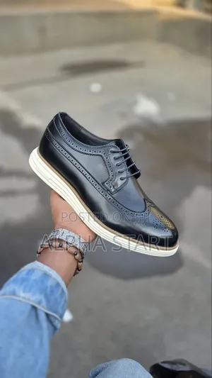 Kavalee Master Quality High Flat Lather Shoes for Man's
