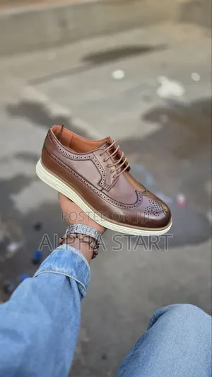 Kavalee Master Quality High Flat Lather Shoes for Man's