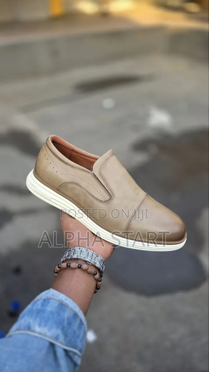 Kavalee Master Quality Lensless Flat Lather Shoes